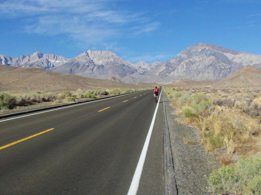 The beginning of the climb from Bishop to South and Sabina Lakes. Due to the scale of the surrounding mountains, this "flat" looking section is actually about an 7-8% grade.